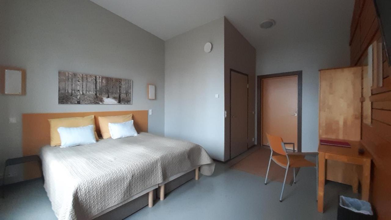 Jokiniemen Matkailu Hotel Alapitkä Kültér fotó