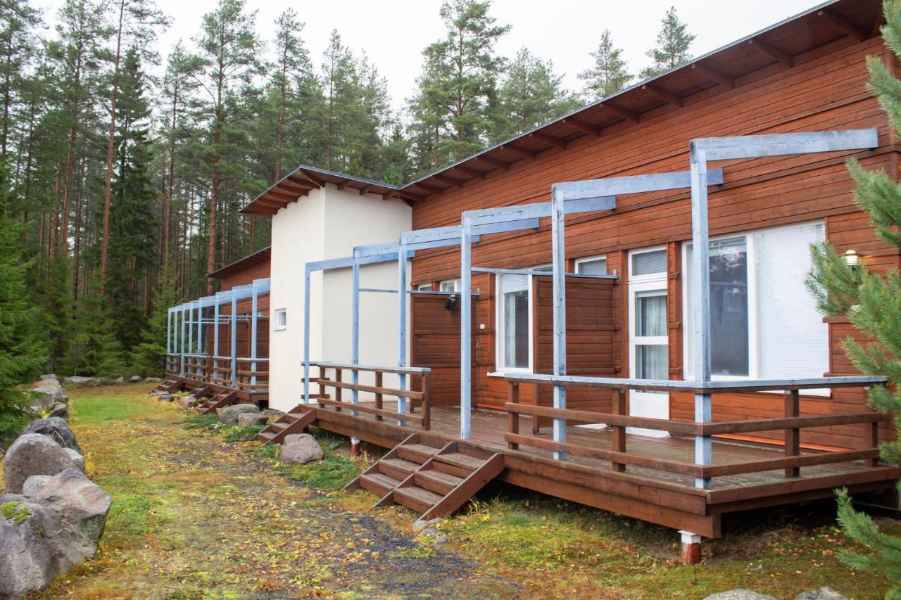 Jokiniemen Matkailu Hotel Alapitkä Kültér fotó