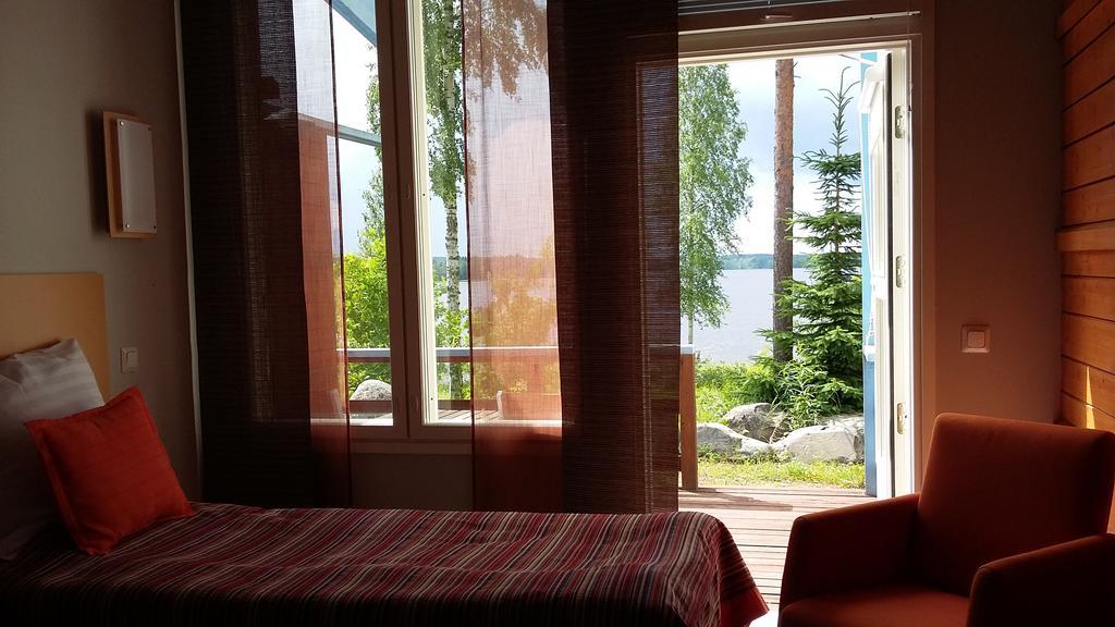 Jokiniemen Matkailu Hotel Alapitkä Kültér fotó